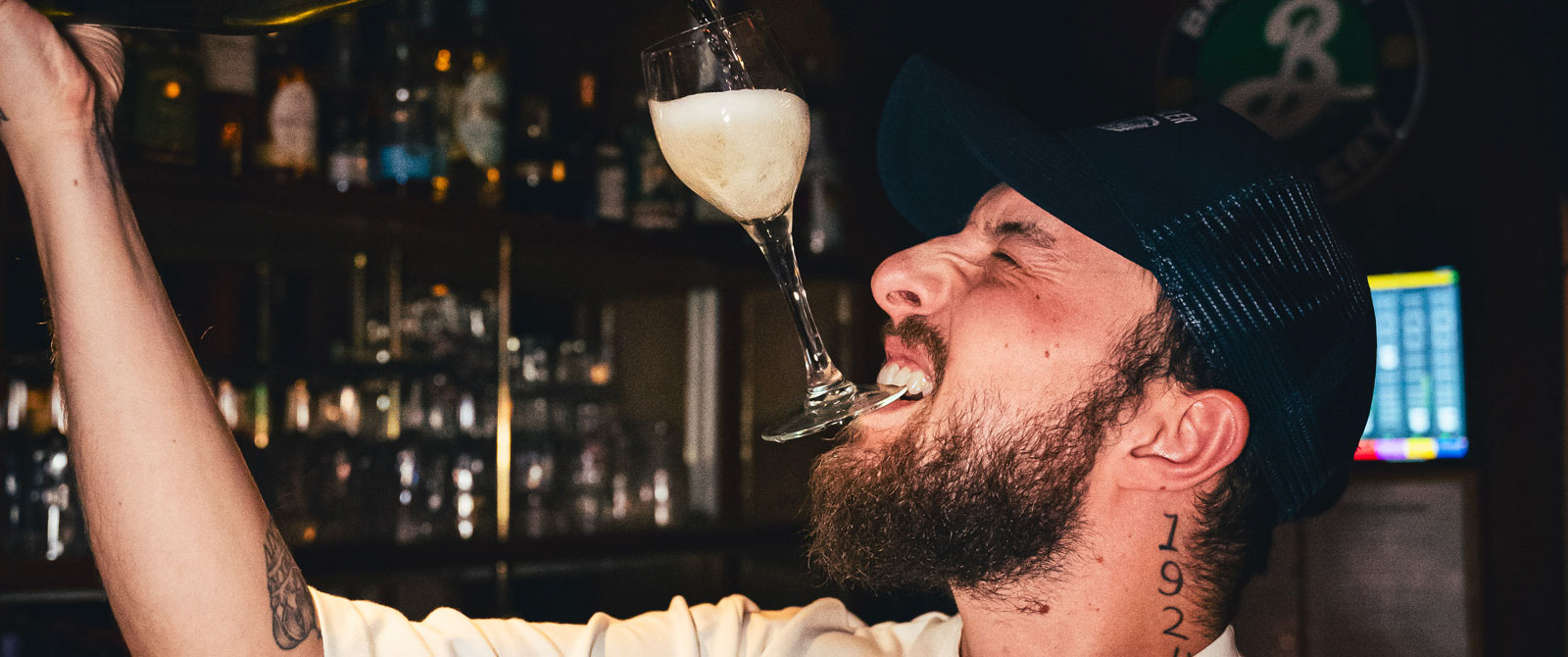 Schoolyard - service champagne